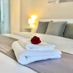 Corso Venezia Apartament